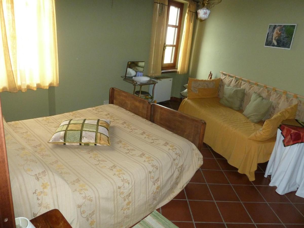 Agriturismo San Martino Кастильоне-Тинелла Номер фото