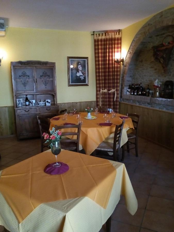 Agriturismo San Martino Кастильоне-Тинелла Экстерьер фото